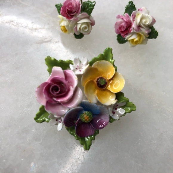 Vintage Made In France Signed 2 pc Earrings & Brooch Porcelain Flower Set - Picture 2 of 7